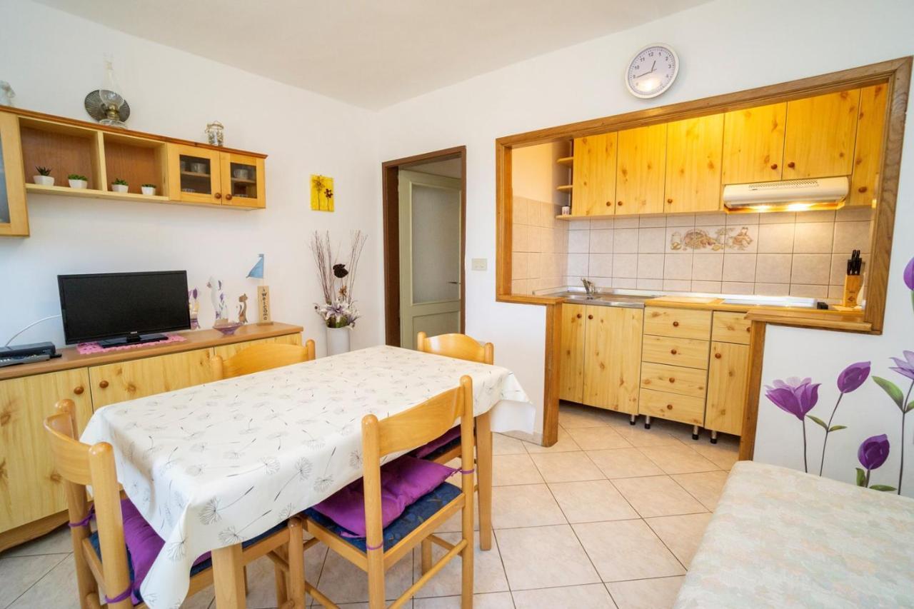 Apartment Nives 우마그 외부 사진
